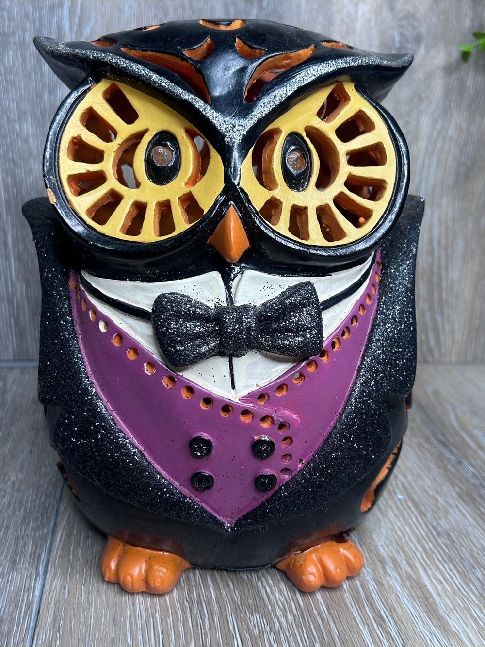 Cracker Barrel Halloween LED Color Changing Ceramic Owl Tuxedo Decor Light